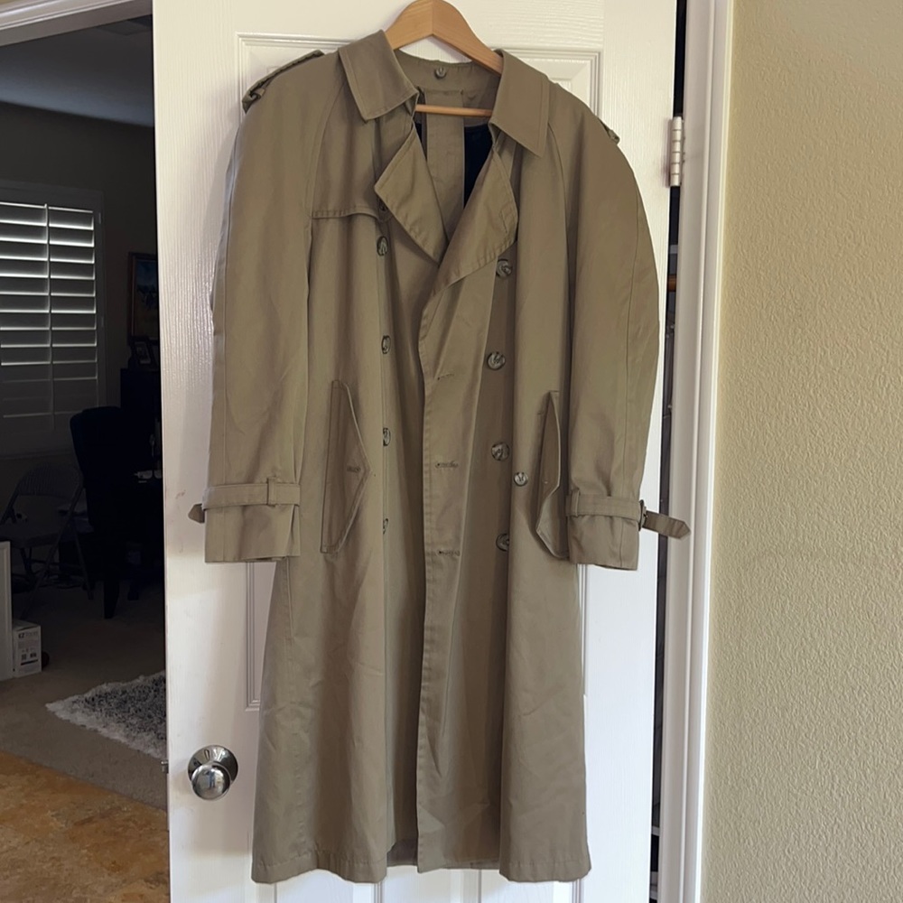 Londontowne Classic Double Breasted Trench Coat